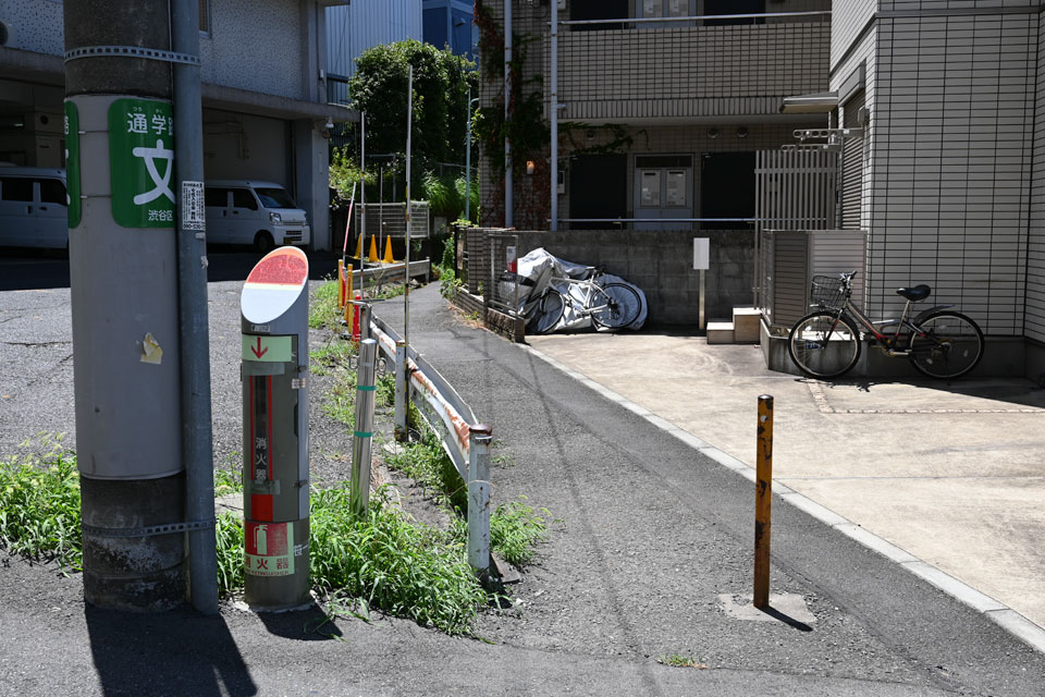 ガードレール