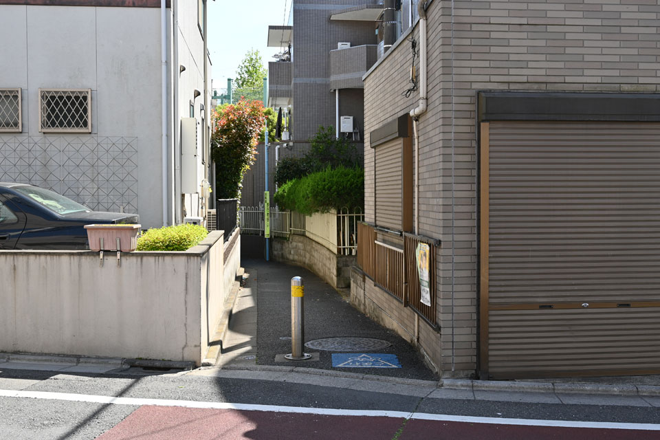 車止め