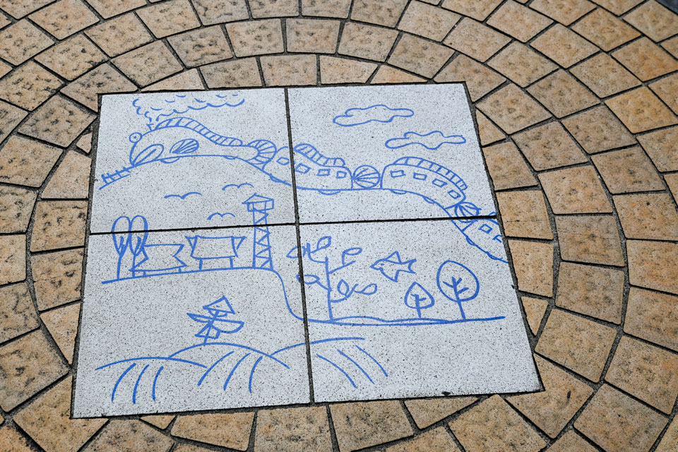 へたうま