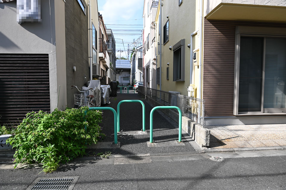 車止め