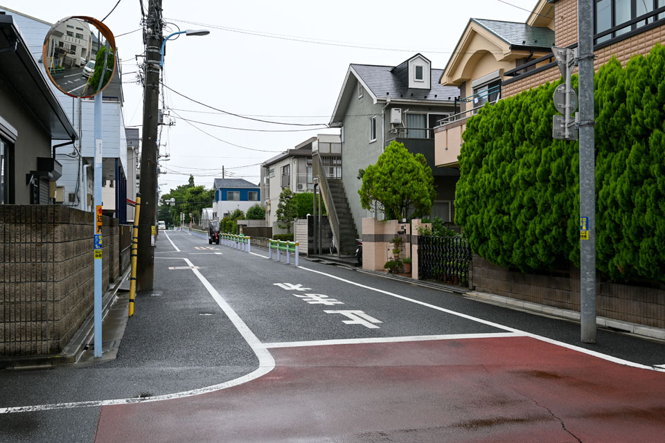 八成小へ