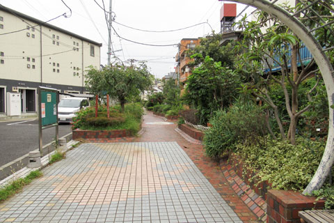 モニュメント