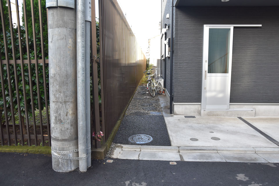 東電脇
