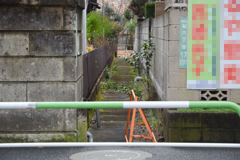 蓋暗渠の出口
