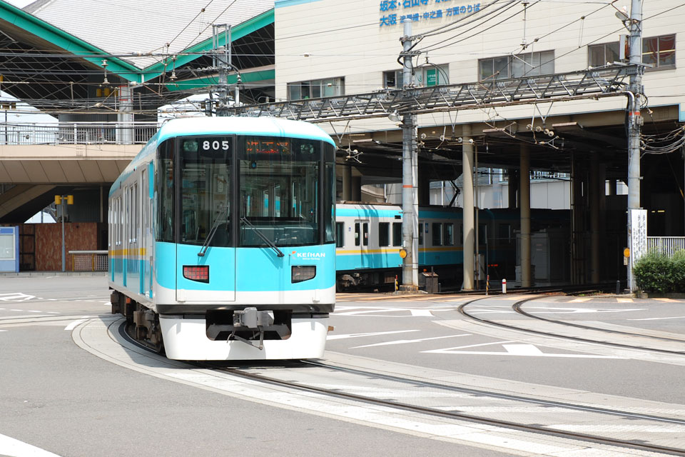805F