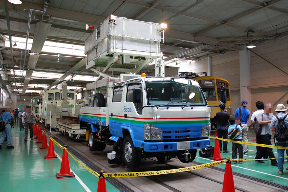 鉄軌車