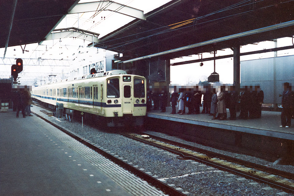 9000系