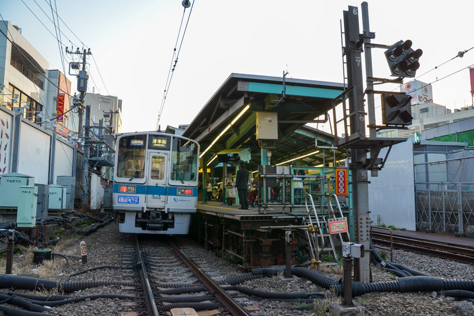 下りホーム