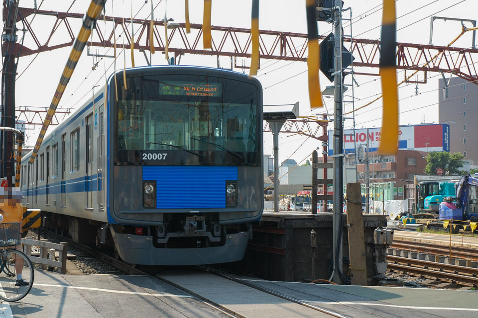 20107F