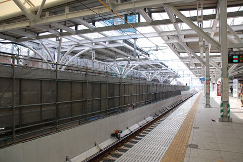 下り高架ホーム西側