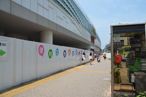 北側通路