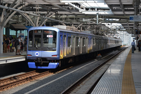 Y513