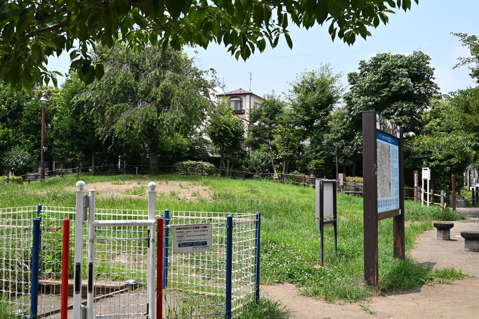 代沢せせらぎ公園