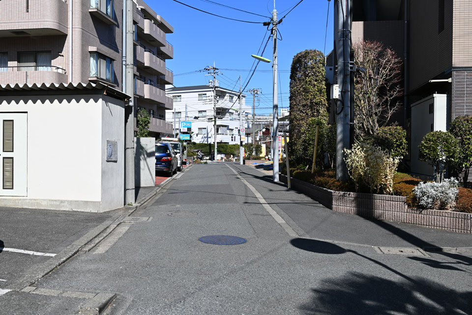 中吉通りへ