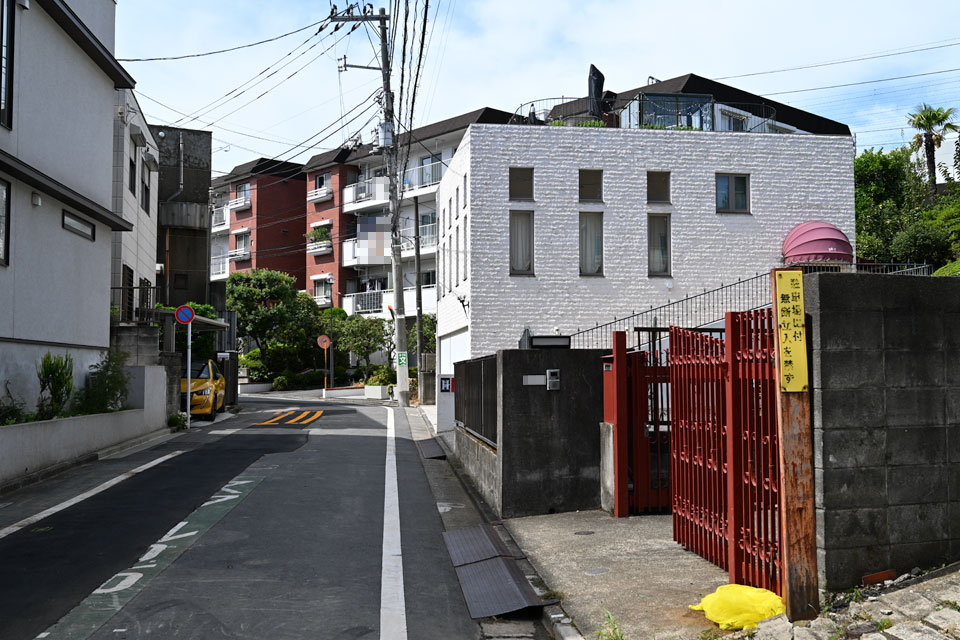 谷頭マンション