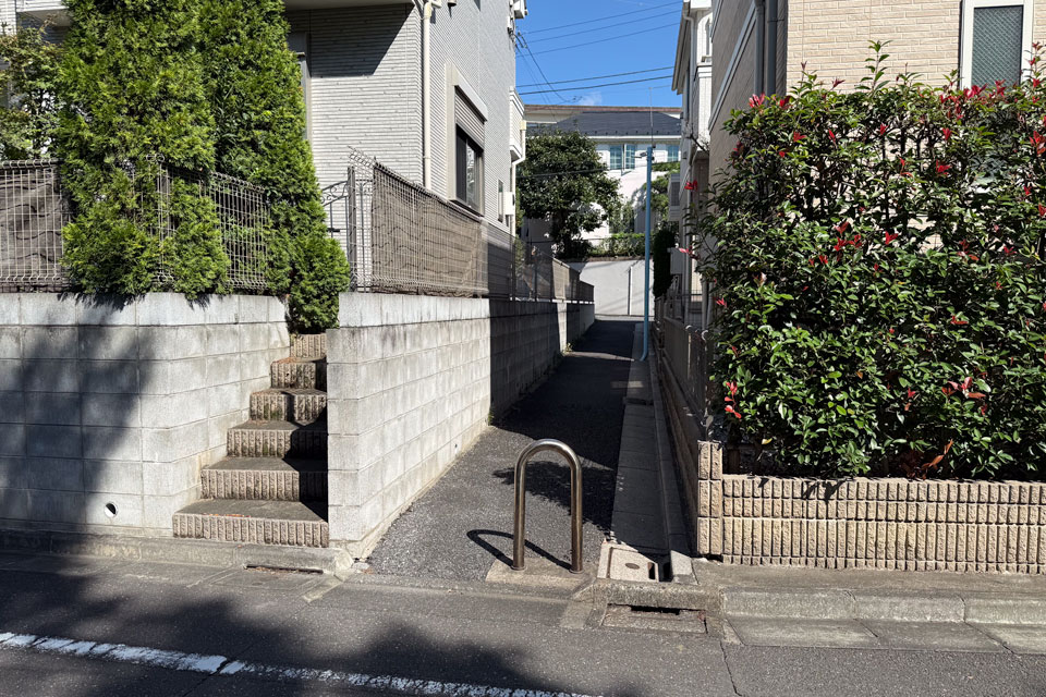 水路敷ではない