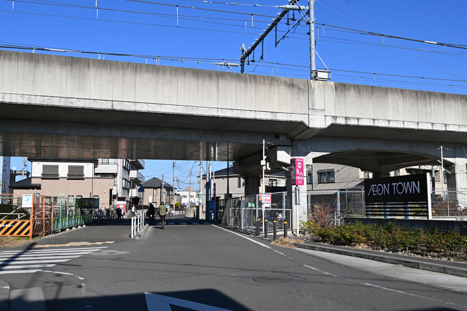 稲城長沼1号踏切